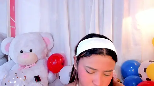 JessyZoe online show from June 21, 2026, 4:31 pm