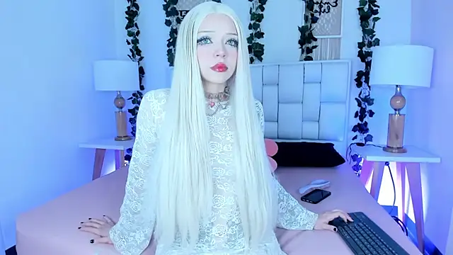 Snapshot of SophieHill_gh chatting on January 22, 2025, 10:26 pm SophieHill gh online show from January 22, 2025, 10:26 pm