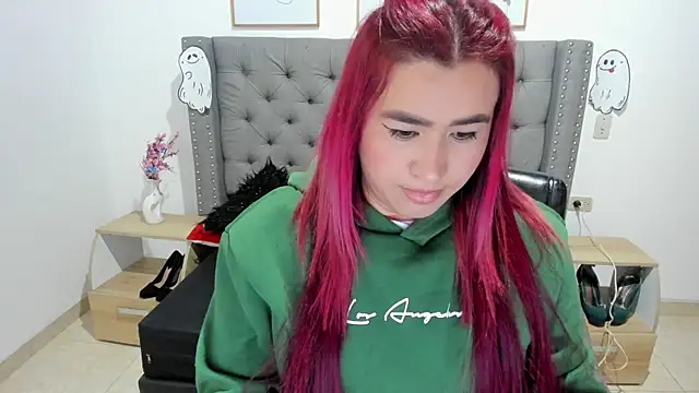 EmaGw online show from January 7, 2026, 9:28 pm