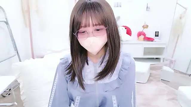 chihiro ri online show from July 18, 2026, 4:44 pm