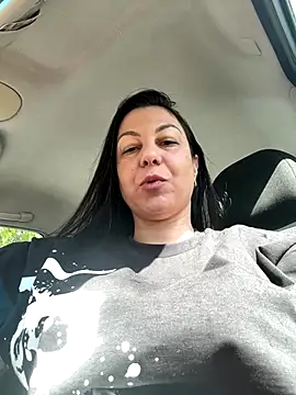 Snapshot of SexxyMeriem chatting on September 23, 2025, 10:40 am SexxyMeriem online show from September 23, 2025, 10:40 am