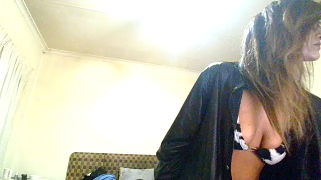 karmicQueen669 online show from August 5, 2026, 5:49 pm