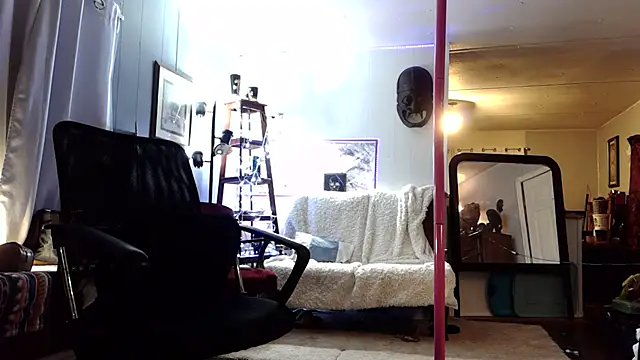 Genevieve143 online show from February 20, 2026, 6:26 am