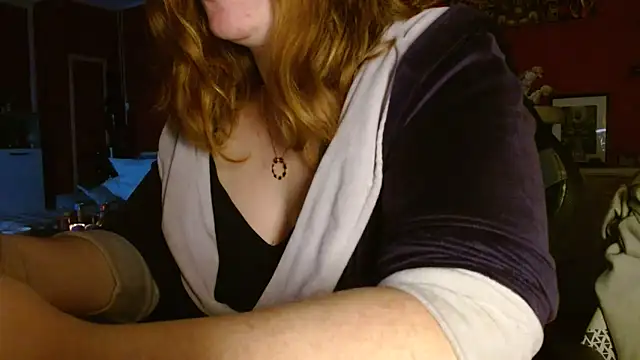 cruellaculdenfer67 online show from November 29, 2025, 9:40 pm