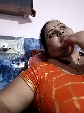 Snapshot of Kiyara7 chatting on February 4, 2025, 3:47 pm Kiyara7 online show from February 4, 2025, 3:47 pm