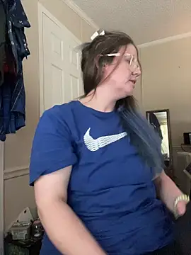 velvetta  online show from October 29, 2025, 5:25 pm