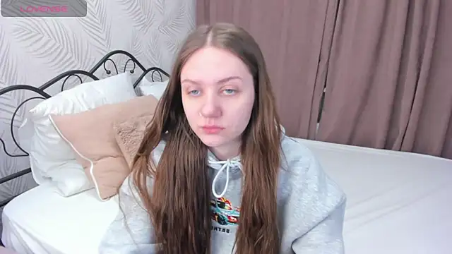 Snapshot of Kvetachka chatting on January 28, 2025, 12:47 am Kvetachka online show from January 28, 2025, 12:47 am