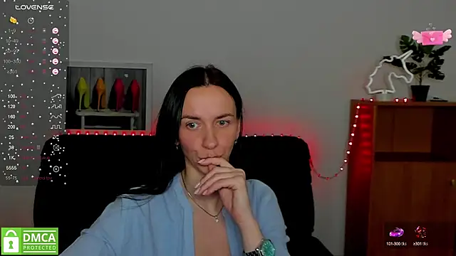 Snapshot of annakillianox chatting on February 22, 2025, 12:40 pm annakillianox online show from February 22, 2025, 12:40 pm
