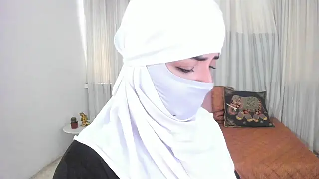 Uzra hayed online show from June 25, 2026, 2:54 pm