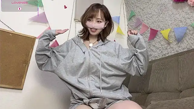 Snapshot of A33-asami chatting on April 23, 2026, 2:24 am A33-asami online show from April 23, 2026, 2:24 am