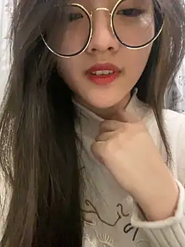 Krixxi22 online show from January 7, 2025, 4:59 pm