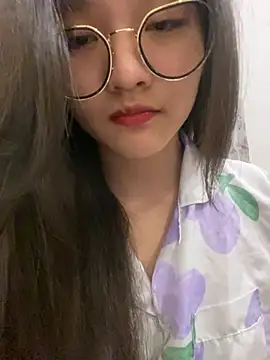 Krixxi22 online show from March 20, 2025, 3:14 pm