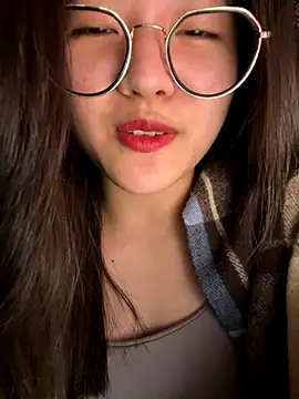 Krixxi22 online show from September 25, 2025, 2:32 pm