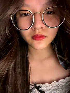 Krixxi22 online show from September 27, 2025, 2:11 pm