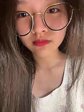 Snapshot of Krixxi22 chatting on February 27, 2026, 6:30 pm Krixxi22 online show from February 27, 2026, 6:30 pm