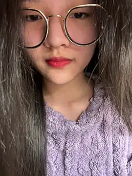 Snapshot of Krixxi22 chatting on March 9, 2026, 4:44 pm Krixxi22 online show from March 9, 2026, 4:44 pm