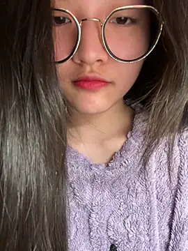 Snapshot of Krixxi22 chatting on March 13, 2026, 2:12 pm Krixxi22 online show from March 13, 2026, 2:12 pm