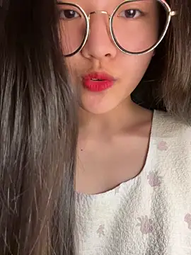 Snapshot of Krixxi22 chatting on March 14, 2026, 6:46 pm Krixxi22 online show from March 14, 2026, 6:46 pm