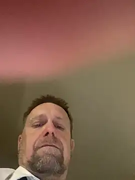 Realybigdill online show from May 5, 2026, 4:53 am