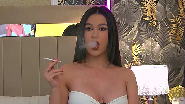 Snapshot of reyabaines chatting on October 26, 2025, 4:24 pm reyabaines online show from October 26, 2025, 4:24 pm