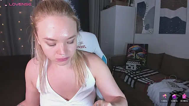 EvelinaDarling online show from December 20, 2024, 10:16 am