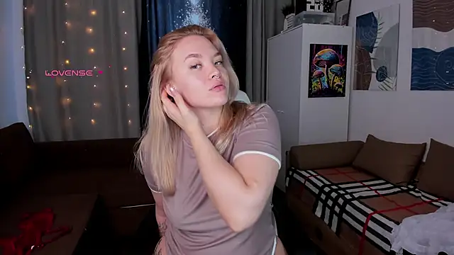 EvelinaDarling online show from January 10, 2025, 11:43 am