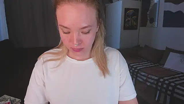 EvelinaDarling online show from February 24, 2025, 9:32 am