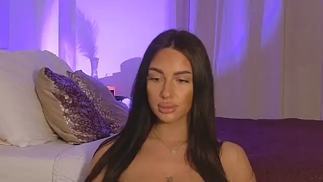 LuanaDess online show from March 21, 2026, 12:48 am