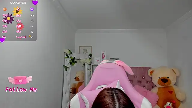 karla cute01 online show from March 22, 2025, 8:37 pm