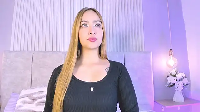 Snapshot of Meowlody chatting on February 24, 2026, 5:55 pm Meowlody online show from February 24, 2026, 5:55 pm