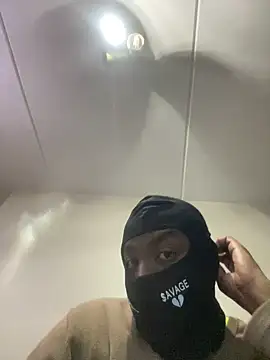 jaytee198610 online show from May 6, 2026, 7:52 pm
