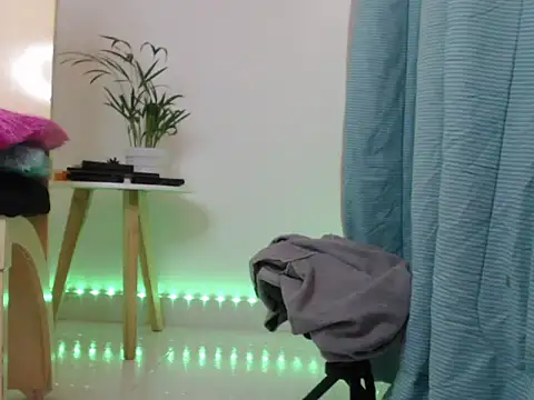 danna mondragon online show from February 5, 2026, 5:17 pm