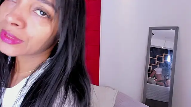 Snapshot of Daliana_Beck chatting on October 23, 2025, 9:02 pm Daliana Beck online show from October 23, 2025, 9:02 pm