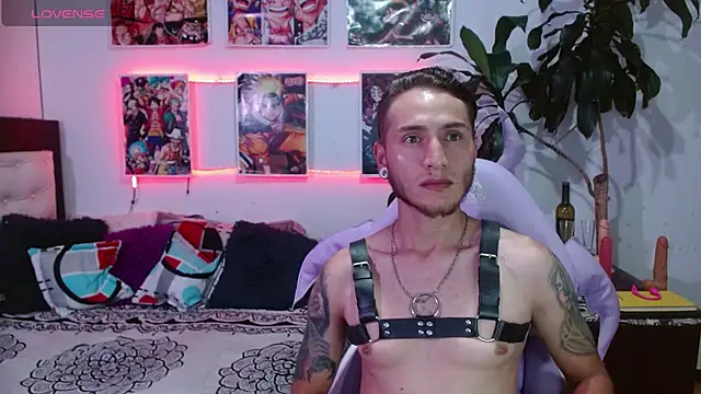 yuliet tayler7 online show from February 18, 2025, 1:43 am