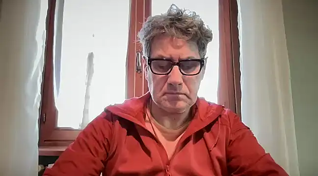 Snapshot of Britmi chatting on December 28, 2024, 9:20 am Britmi online show from December 28, 2024, 9:20 am