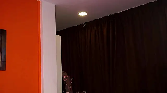 Snapshot of LovingBlondie chatting on March 6, 2026, 4:20 am LovingBlondie online show from March 6, 2026, 4:20 am