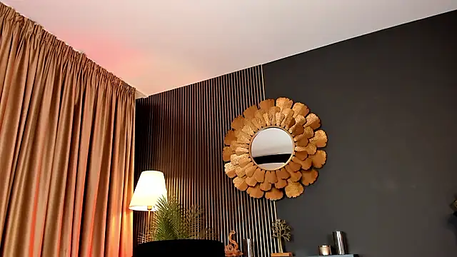 Snapshot of LovingBlondie chatting on March 19, 2026, 4:27 am LovingBlondie online show from March 19, 2026, 4:27 am