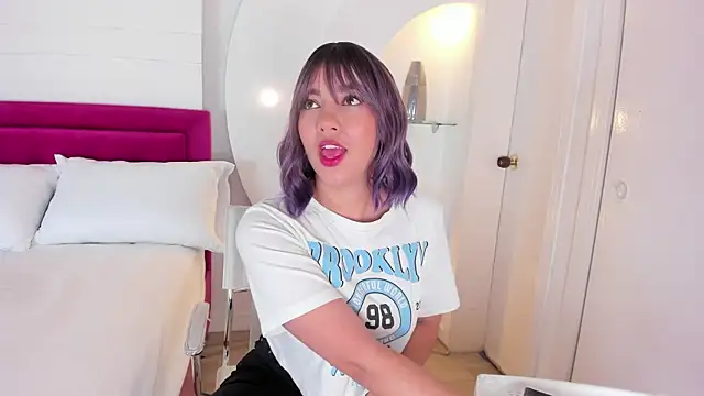 Snapshot of AliceHanz chatting on January 28, 2025, 4:18 am AliceHanz online show from January 28, 2025, 4:18 am