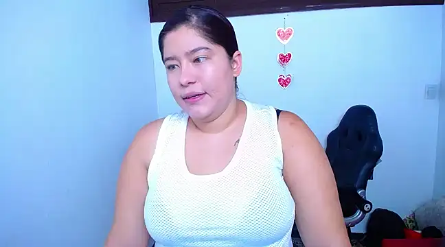 littleflower4you online show from February 5, 2025, 7:10 pm