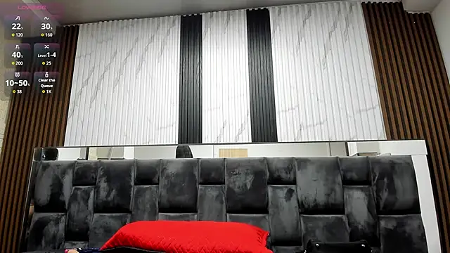 DAYANA BIG COCK online show from November 12, 2025, 1:06 am