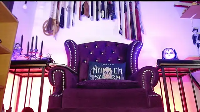 Mistress Erza online show from February 26, 2025, 1:41 pm