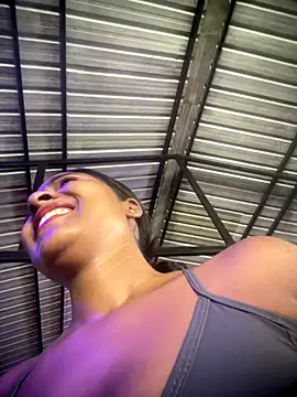 Berry Bans online show from December 15, 2025, 5:17 pm