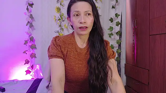 Snapshot of cattaleya1476 chatting on July 28, 2026, 3:43 pm cattaleya1476 online show from July 28, 2026, 3:43 pm