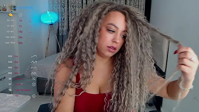  Just a queen 3 online show from October 16, 2025, 9:43 am