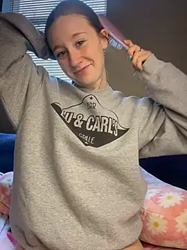 sage  marie online show from March 6, 2025, 6:05 pm