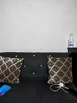 Demiansteven2 online show from April 29, 2026, 12:20 pm