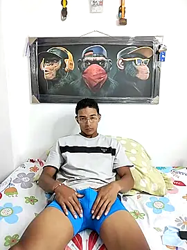 Demiansteven2 online show from May 9, 2026, 5:29 pm