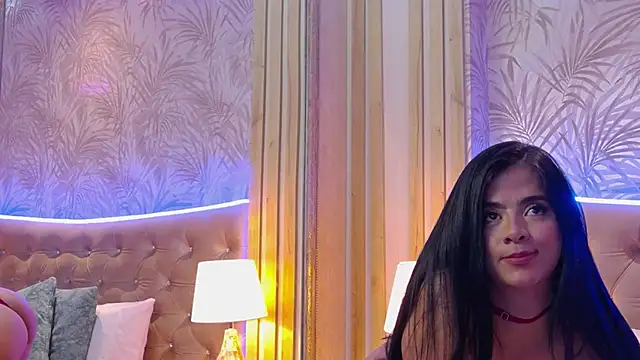Snapshot of ScarletLenox chatting on February 5, 2025, 8:35 pm ScarletLenox online show from February 5, 2025, 8:35 pm