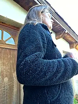 Snapshot of SpiceLea chatting on March 18, 2026, 8:39 am SpiceLea online show from March 18, 2026, 8:39 am