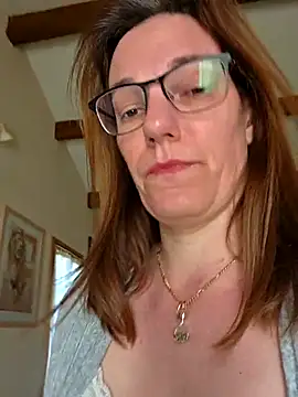 Snapshot of SpiceLea chatting on March 19, 2026, 8:40 am SpiceLea online show from March 19, 2026, 8:40 am